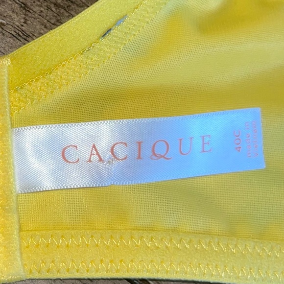 Cacique Simply Wire Free Plunge Bra Floral - Picture 13 of 13